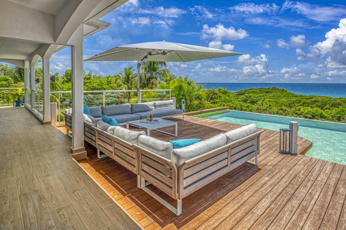 2.Location villa 5 chambres piscine vue mer Le Gosier Guadeloupe_Vue Mer